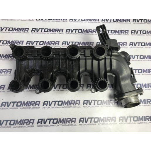 Колектор впускний Ford Focus 2 1.6TDCI 2008-2010 1526691